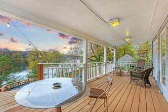 Villa Kankakee River Sanctuary