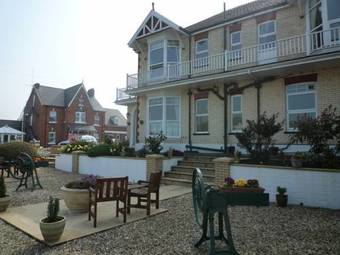 Hostal Varley House