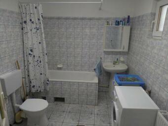 Casa Ro?u