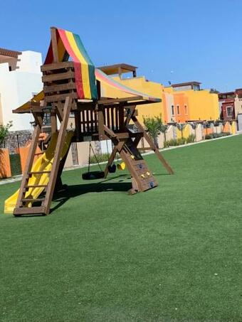 La Casa De Los Milagros
