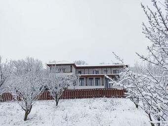 Hostal Pensiunea Emelys