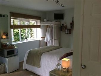 Bed & Breakfast Overglen Court