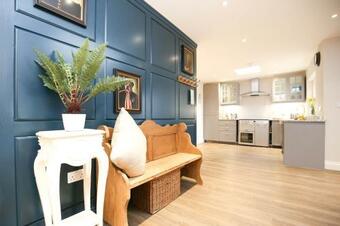 Tulip Cottage