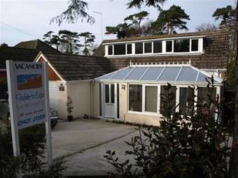 Water's Edge B&B
