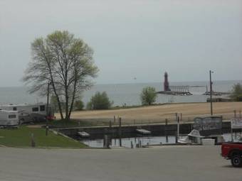 Harbor Inn Motel