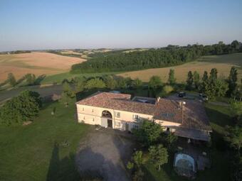 Bed & Breakfast Le D�me Et Son Jacuzzi