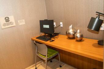 Hotel Springhill Suites By Marriott Woodbridge