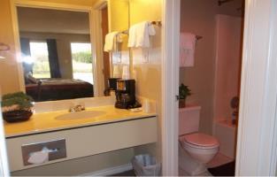 Lakeview Hotel