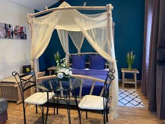 Hostal Maisonnette Et Piscine