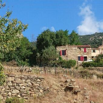 Apartamento Volets Rouges