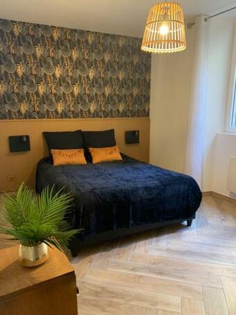 Apartamento F2 Rez De Chauss�e � Meubl� De Pithiviers