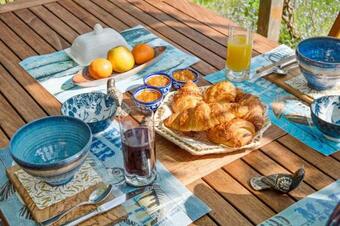 Bed & Breakfast Les Prunelliers