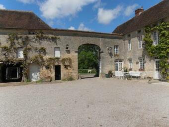 G�te Sarceaux, 4 Pi�ces, 7 Personnes - Fr-1-497-131