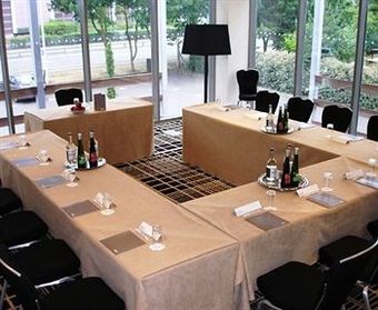 Beales Hotel