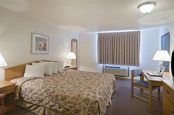 Hotel Americas Best Value Inn Hays