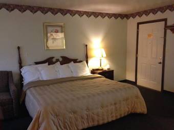 Motel Fred's Inn Restaurant & Lodging