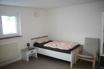 Apartamento Sch�nes Zimmer Mit Bad F�r Reisende