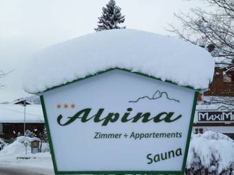 Hostal Alpina
