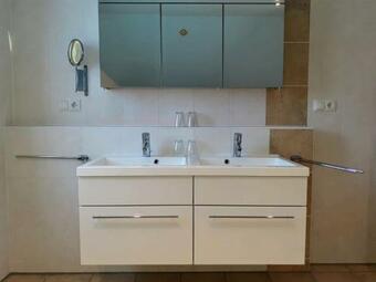 Hostal Gesundheits- Und Wohlf�hlzentrum Matz