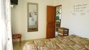 Havre De Paix Dans Jardin M�diterran�en