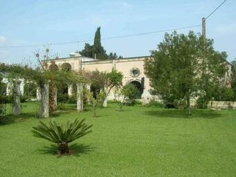 Hostal Villa Holis