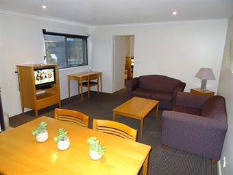 Sunshine Motor Inn