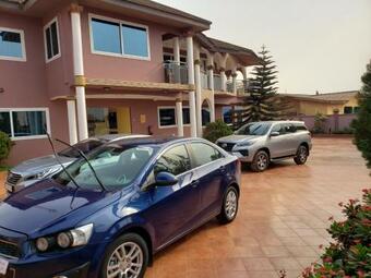 Vihills Hotel