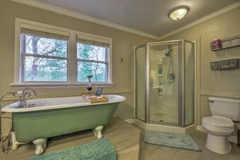 Updated Cabin On White River By Boat Landing!