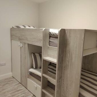Crow's Nest Glandore - Apartment 4