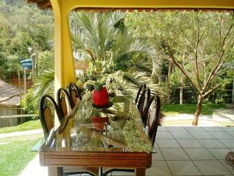 Casa Com Flores
