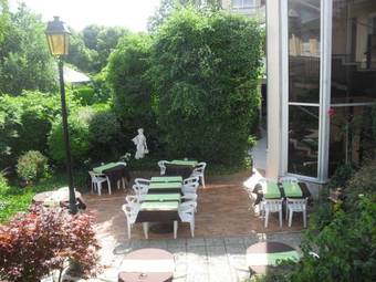 Hotel H�tel De France - Restaurant Les Rois De France