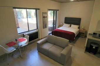 Lakeside Apartments