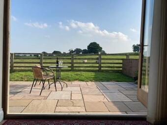 High Swetton Barn
