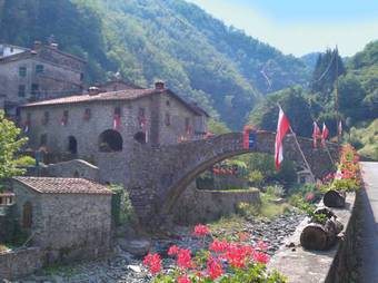 Lodge Holiday Home Olivi Rosso San Quirico Pescia