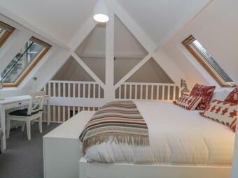 Moorhurst Cottage