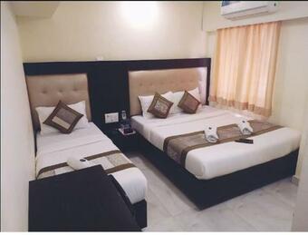 Hotel Sapphire Inn
