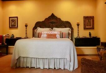 Hostal Villa Tucan