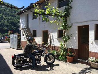 Hostal Altes Weingut Br�hl