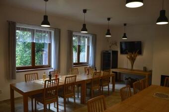 Hostal Penzion V Rodinn�m Vina?stv� Kadubcovi
