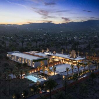 Kambaniru Beach Hotel And Resort