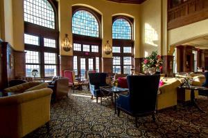 Fairmont Hotel Macdonald - Fairmont View