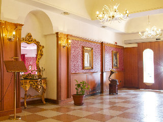 Business Hotel