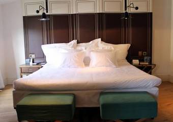 Hotel Cort