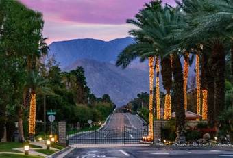 Hotel Emerald Desert Rv Resort