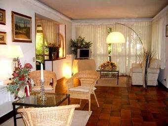 Hotel Monti