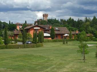 Hotel Castello Di Spessa Resort