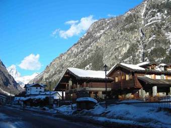 Apartamentos Chalet Antey Trilo