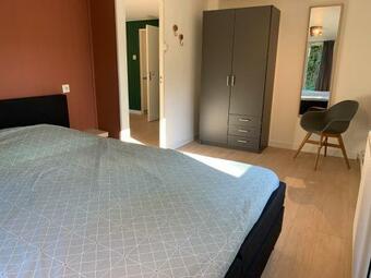 Verblijf In Zeer Ruime En Lichte Vakantiebungalow 't Zonnetje