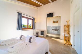 Hotel Foies De Baix