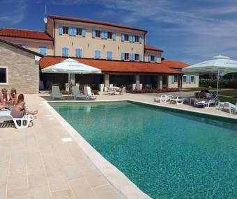 Hotel Velanera